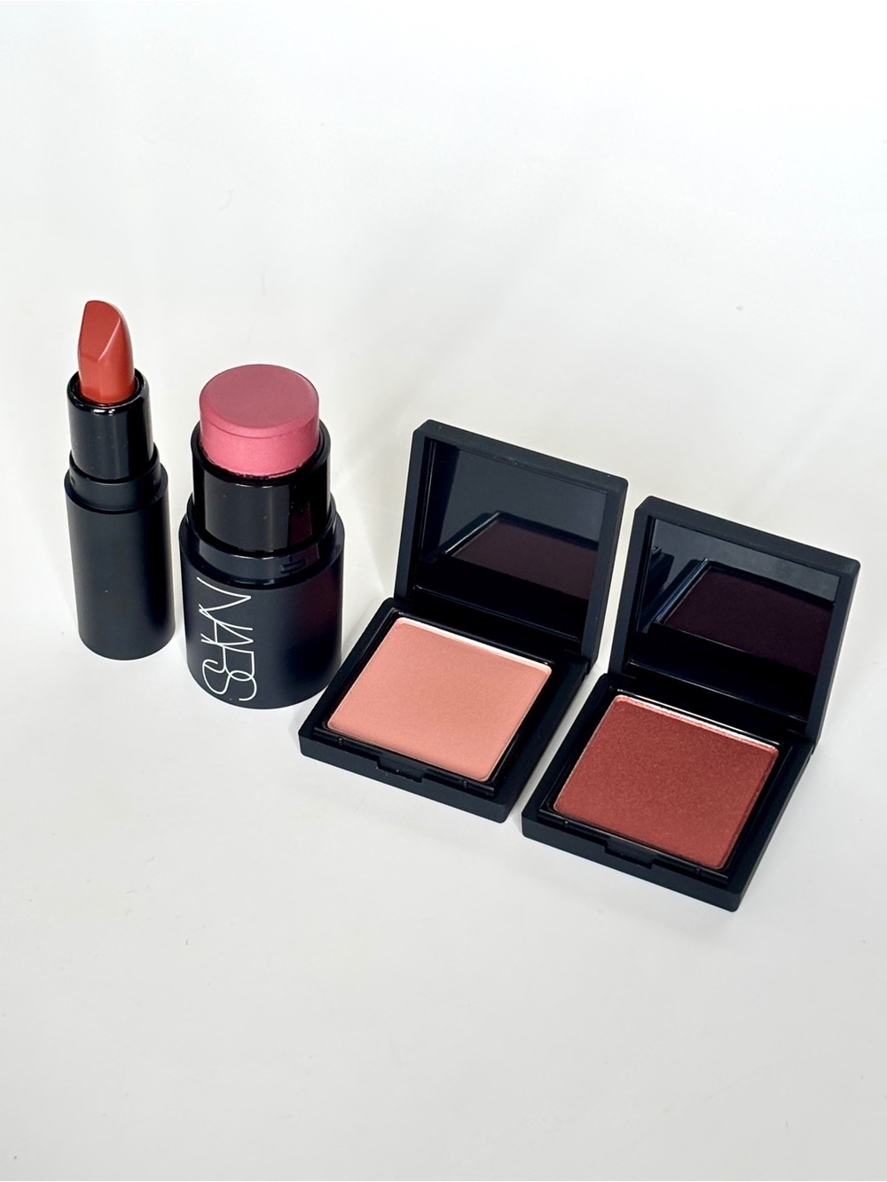 Nars Makeup Bundle - Picture 2 of 15